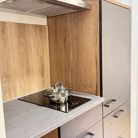 Vant Messe アパート